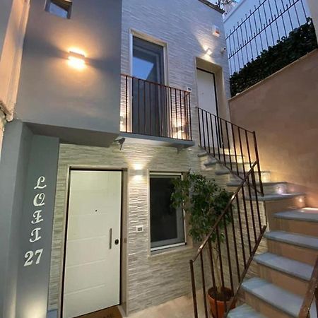 Апартаменты Loft27 Таранто Экстерьер фото